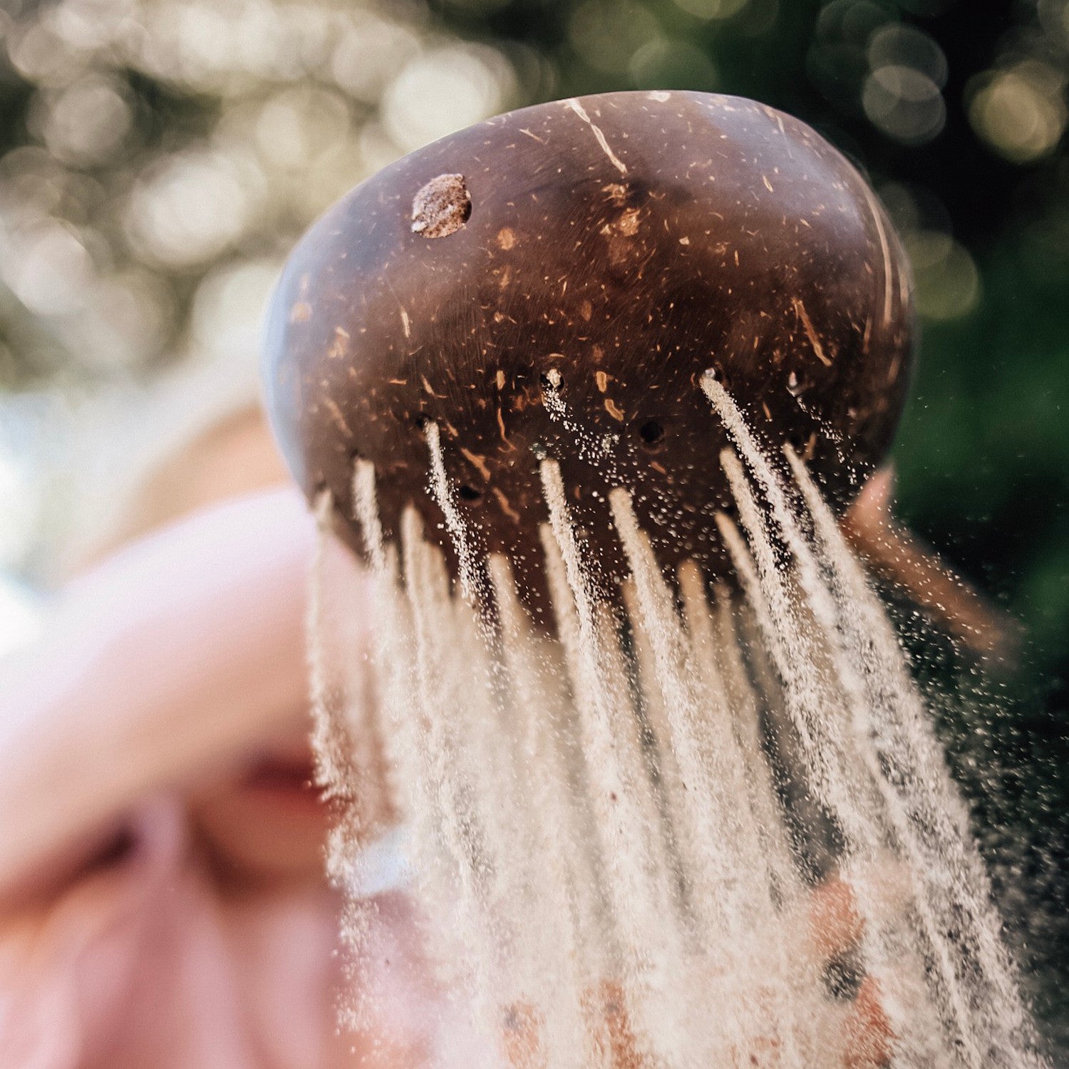 Q Toys Coconut Sand Scoop