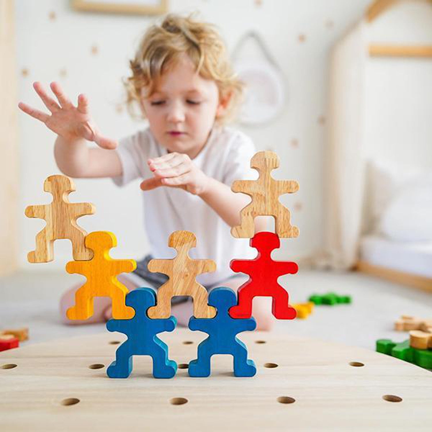 Q Toys Balancing People – Rainbow