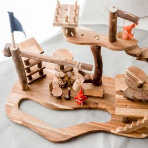 Qtoys Tree House Complex