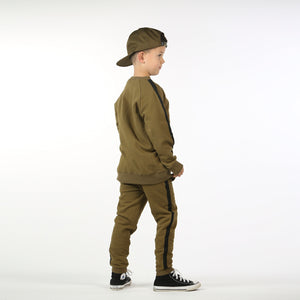 Hello Stranger Skull Hand Raglan Crew Pesto Green