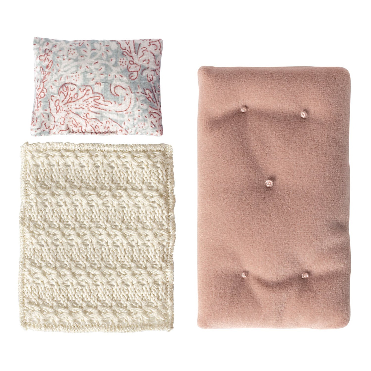 Maileg Little Sister Dance Mouse in Daybed