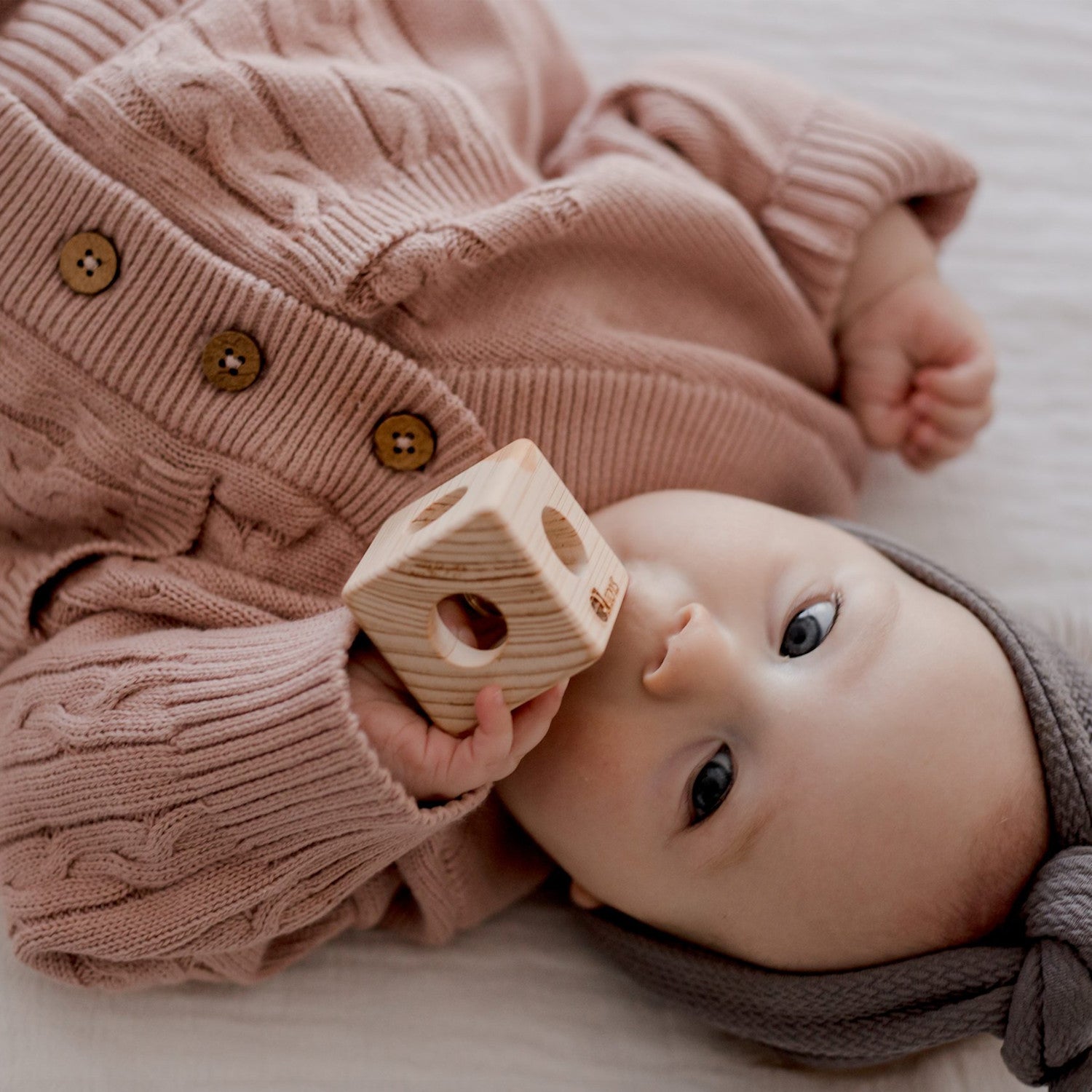 Baby Deluxe Cube Rattle