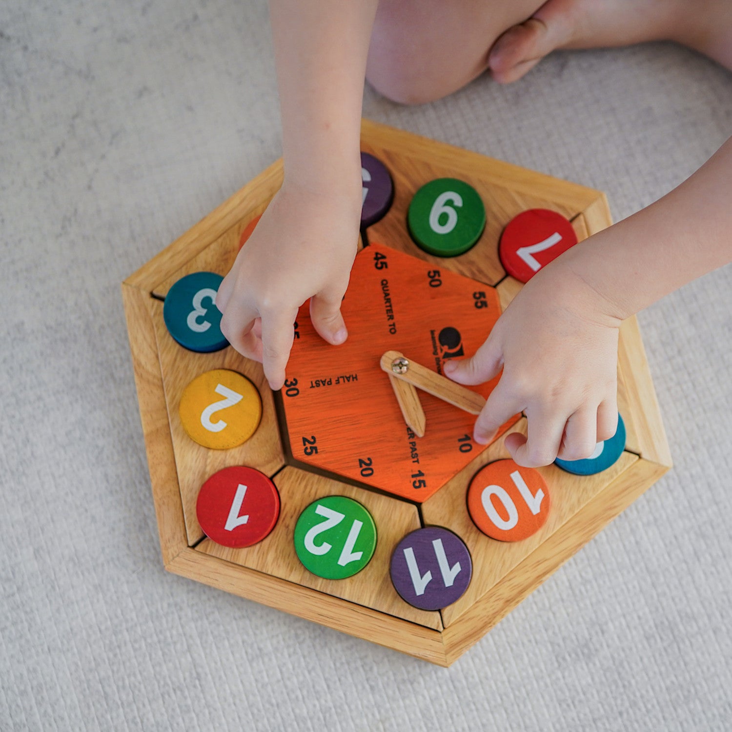 QToys Clock Puzzle