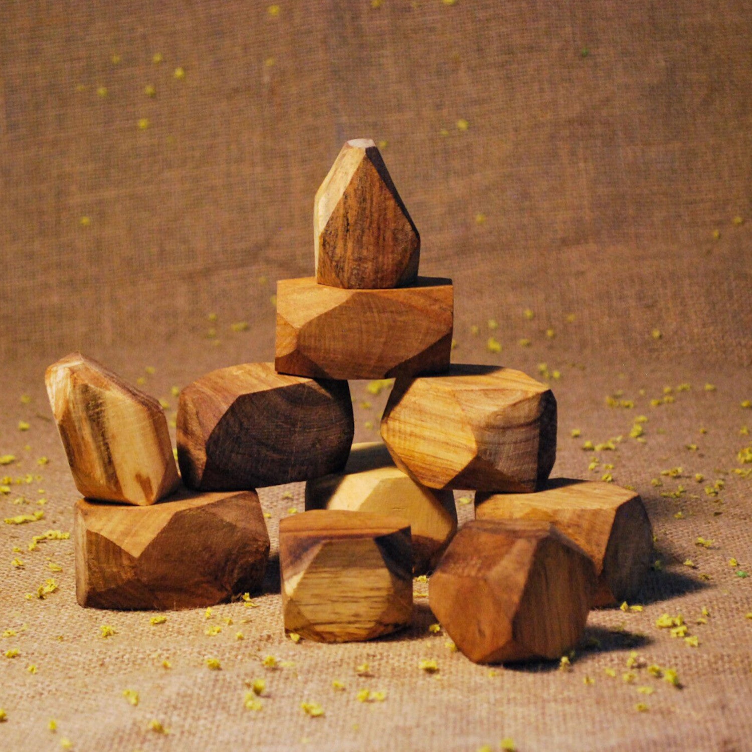 QToys Wooden Gems